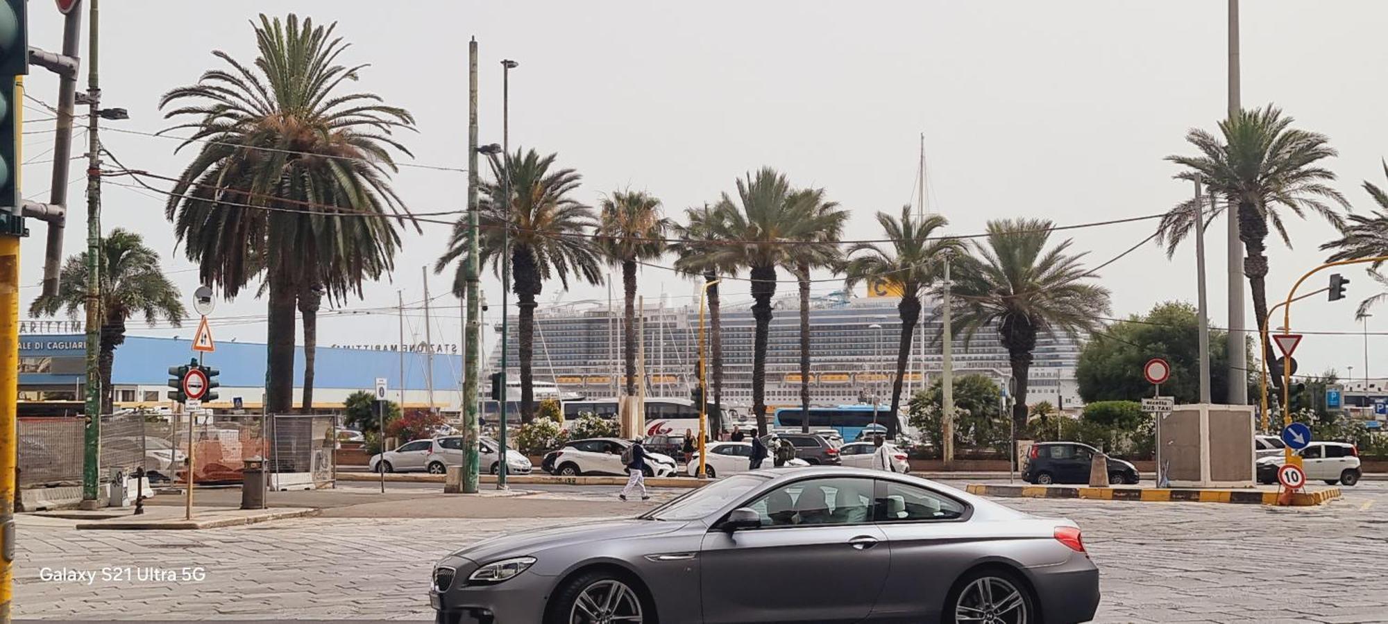 Eva Luxury Suite Cagliari Eksteriør bilde