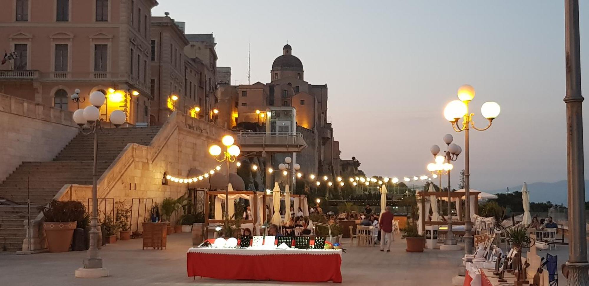 Eva Luxury Suite Cagliari Eksteriør bilde